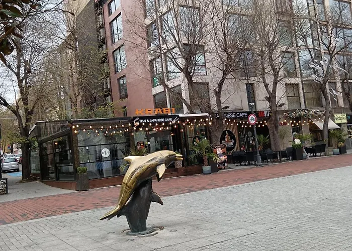 ホームステイ на пъпа на варна!